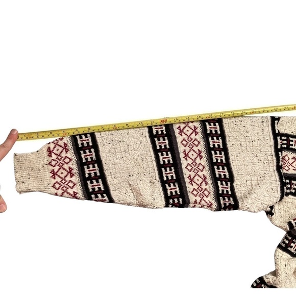 Vintage 100% Cotton Neutral Tone Aztec Tribal Print V-neck Knit Sweater - Picture 4 of 7